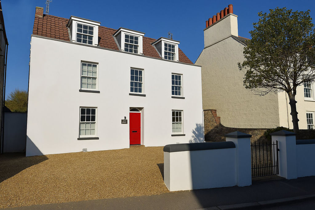Main Image